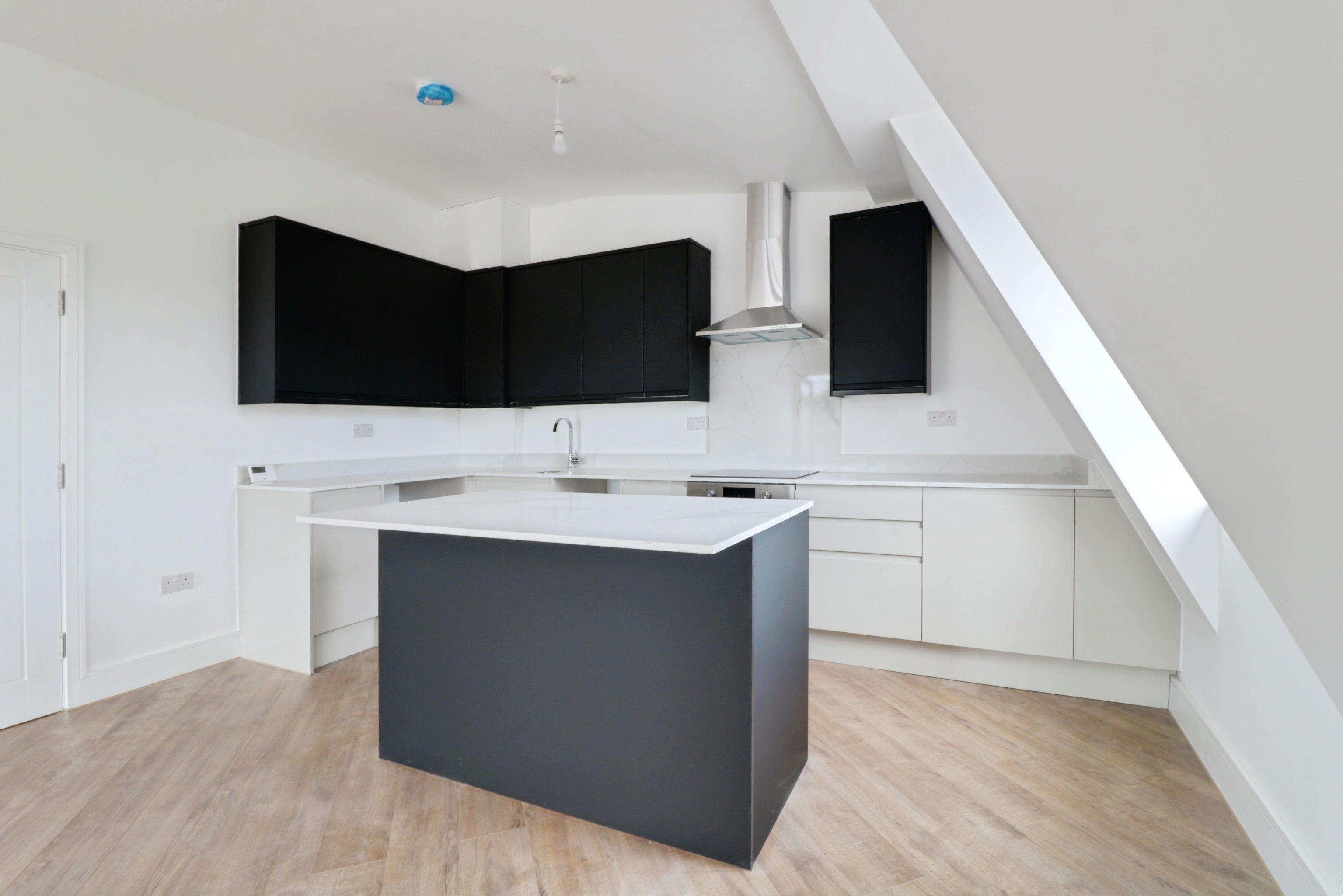 Flat Spa Road in Rochford