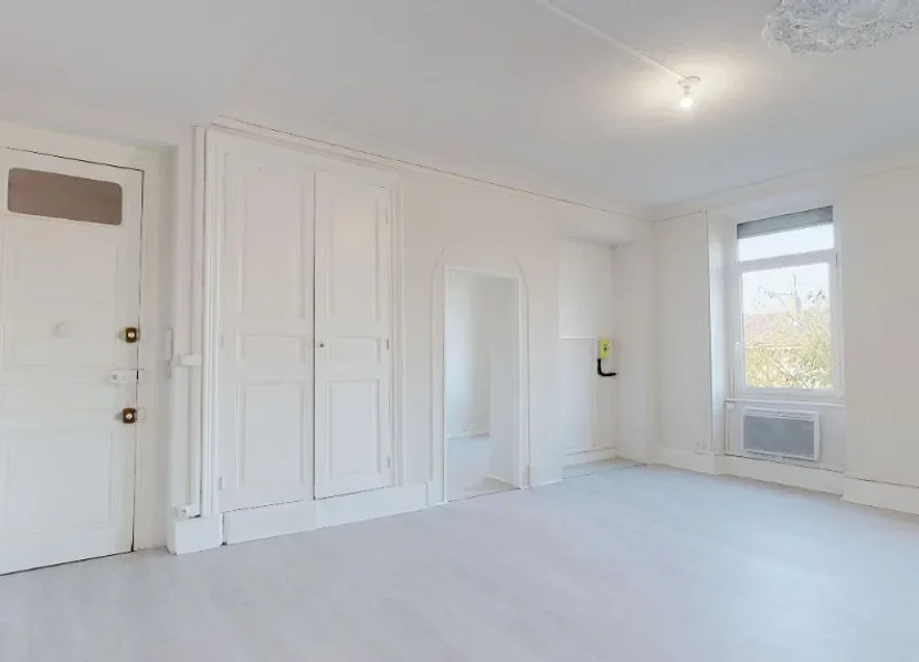 Appartement Avenue Joseph Combier à Livron-sur-Drôme