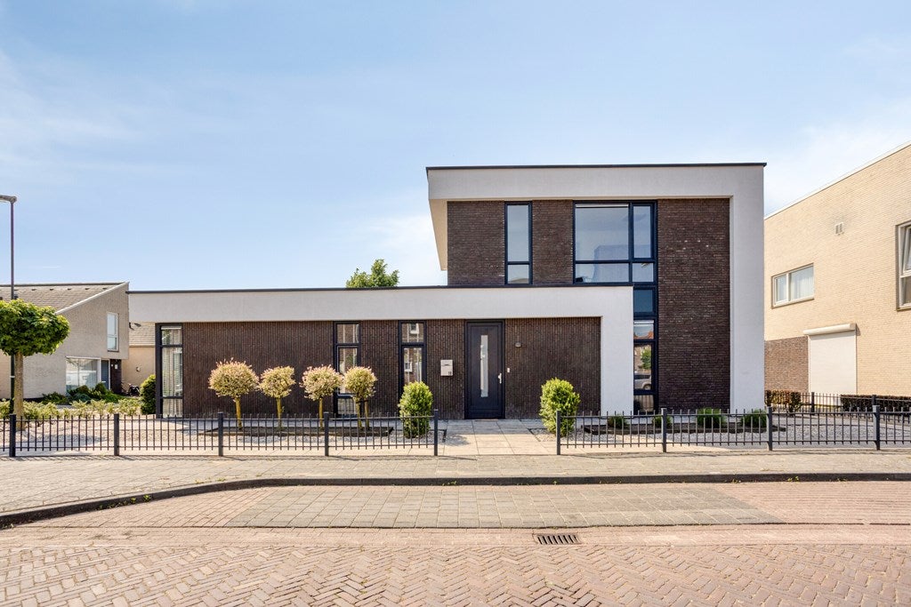 Huis Lange Kruisweg 1 B in Veldhoven