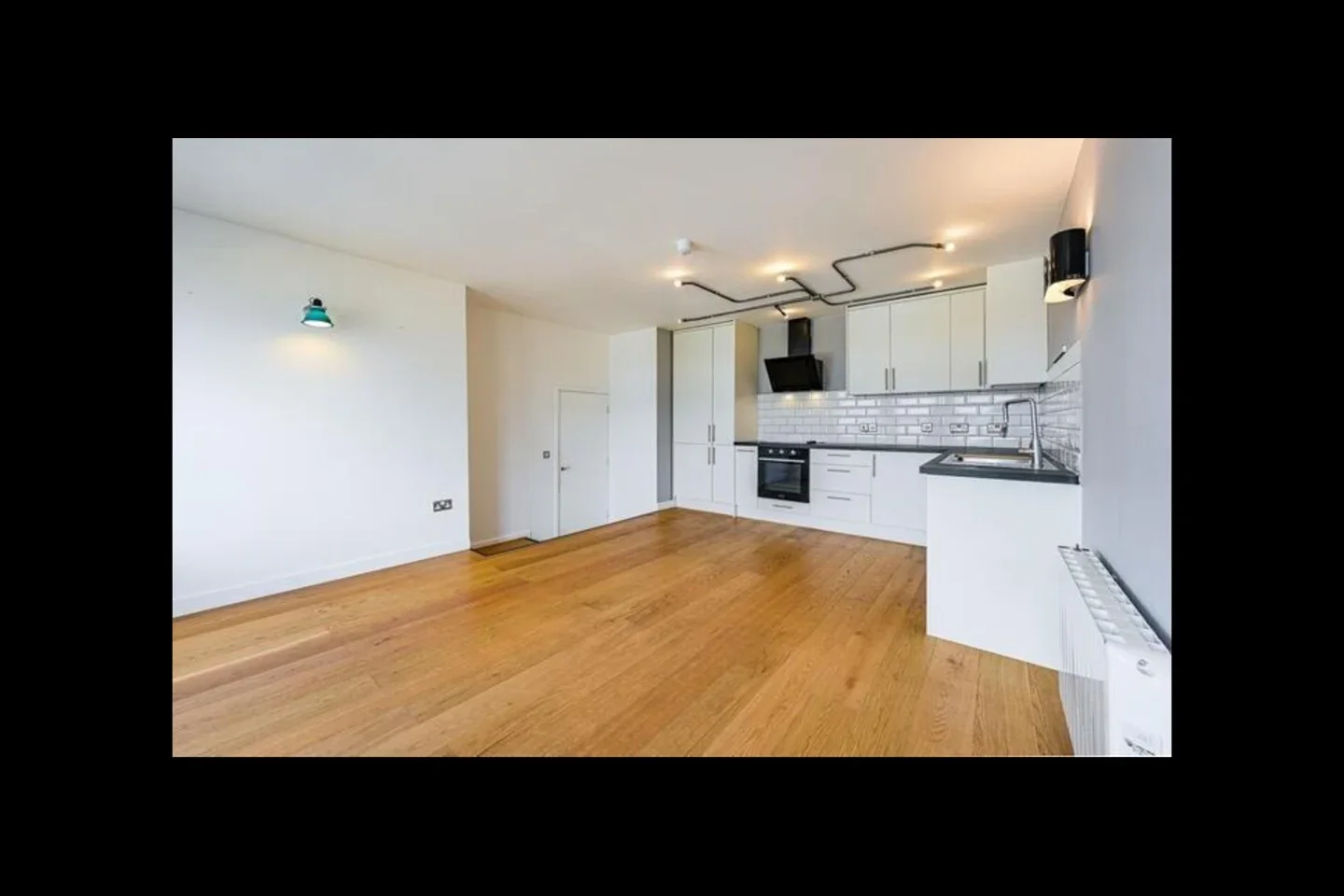 Flat Calderwood Street in Greater London