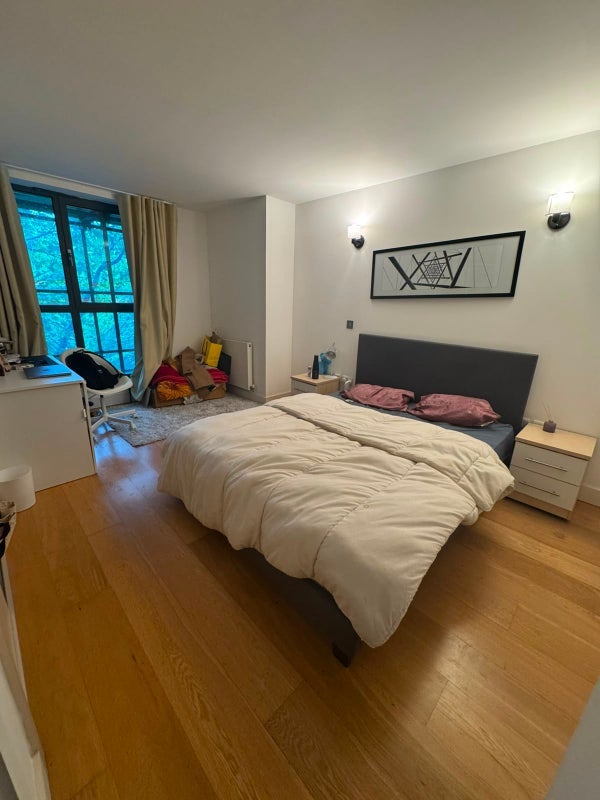 Room Gifford Street in Greater London