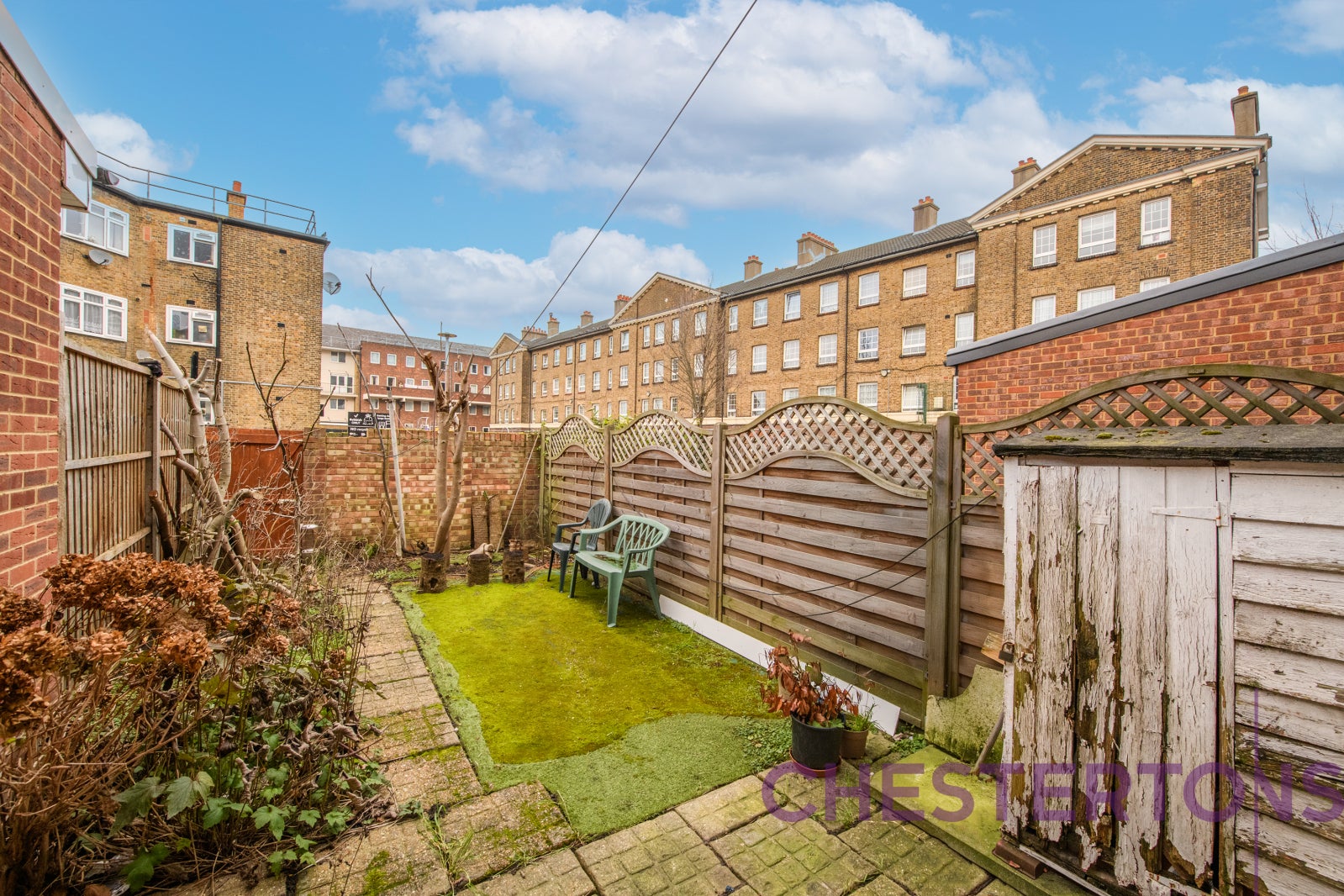 House Saltwell Street in Greater London