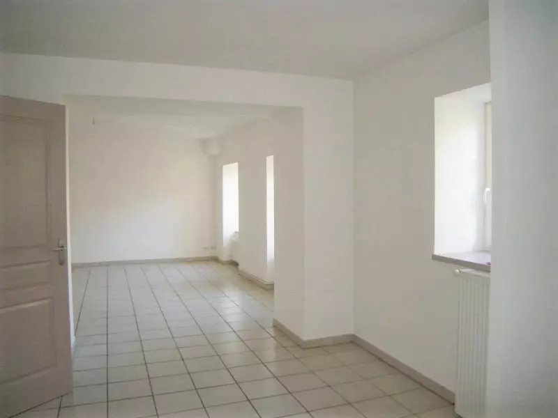Flat Rue Viette in Exincourt