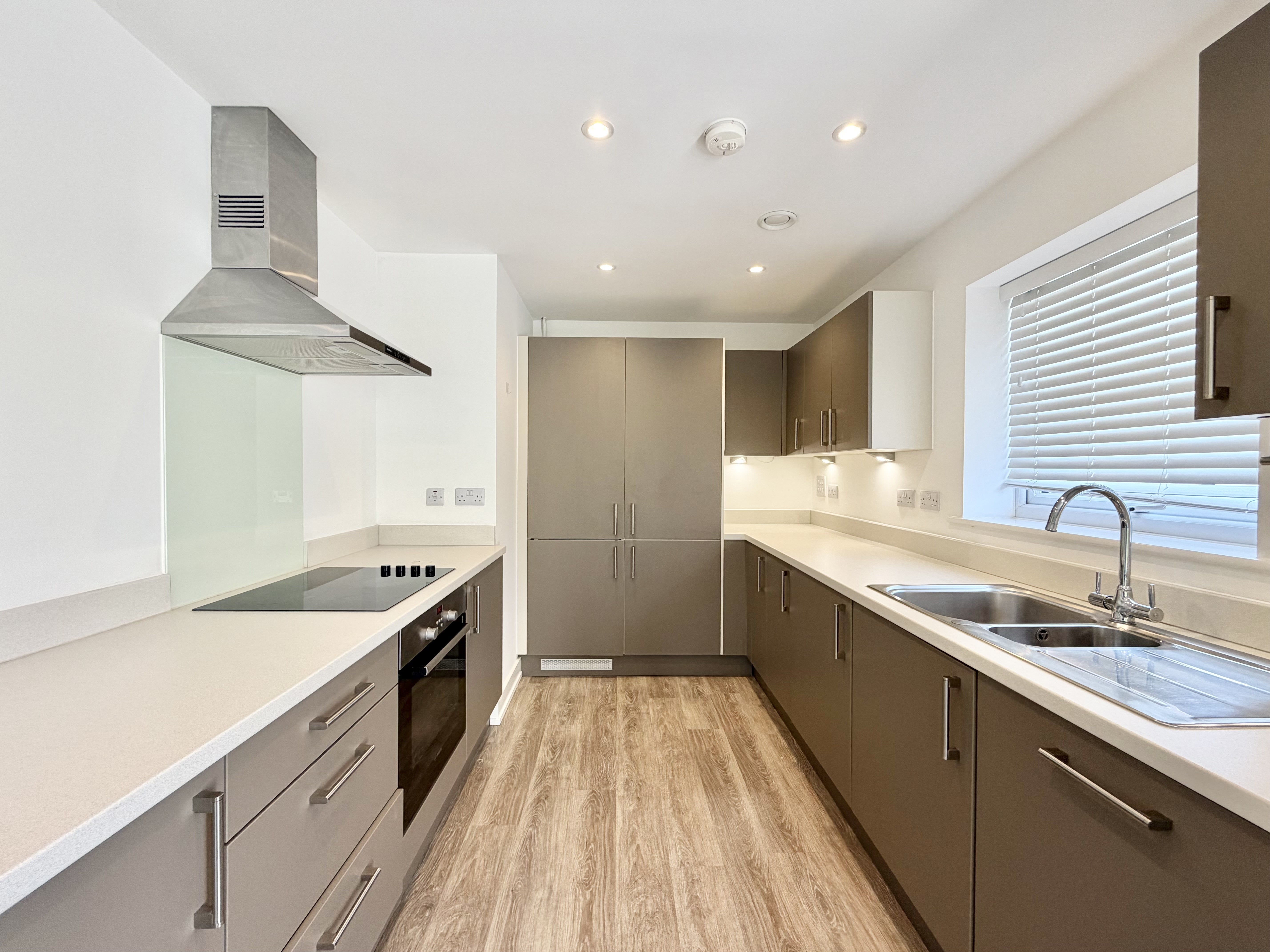 Flat Rookfield Road in Horsham