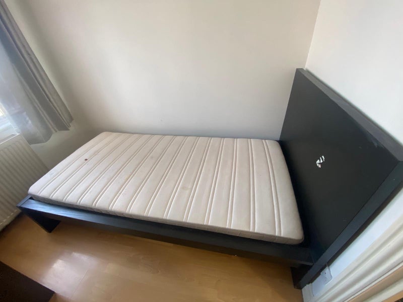 Room Wembley Hill Road in Greater London
