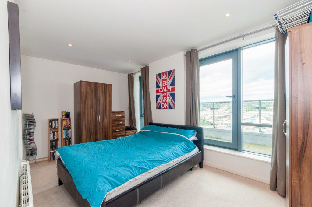 Flat Otley Road in Leeds