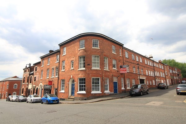 Flat Warstone Lane in Birmingham