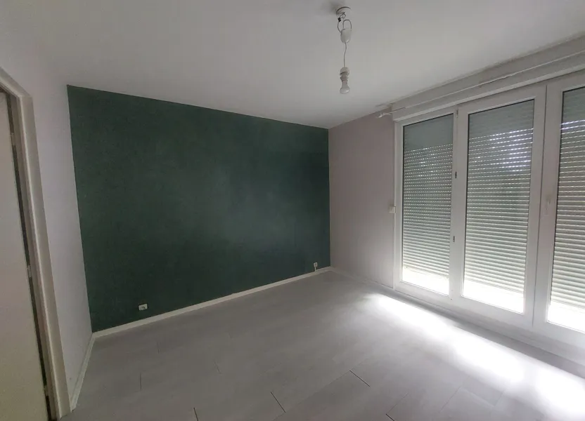 Flat Rue Hubert Latham in Verneuil d'Avre et d'Iton