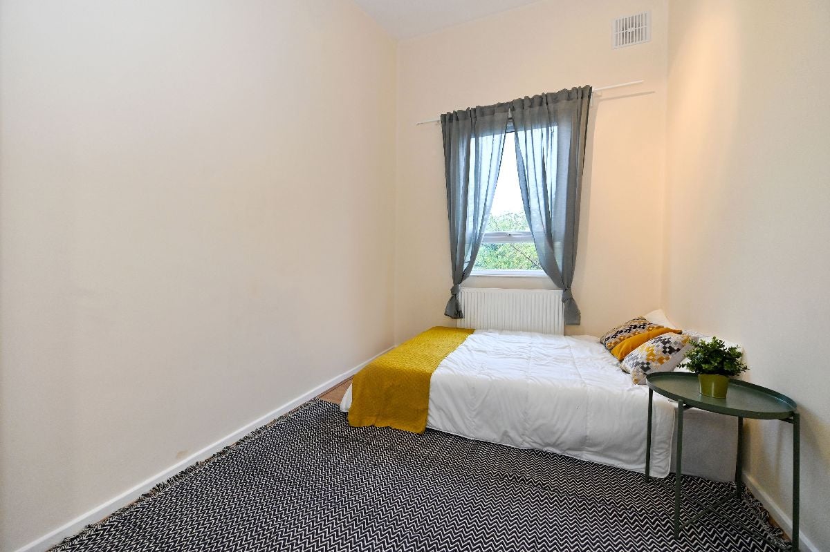 Flat Centurion Close in Greater London