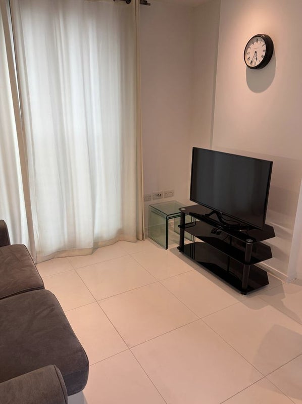 Flat Alexia Square in Greater London