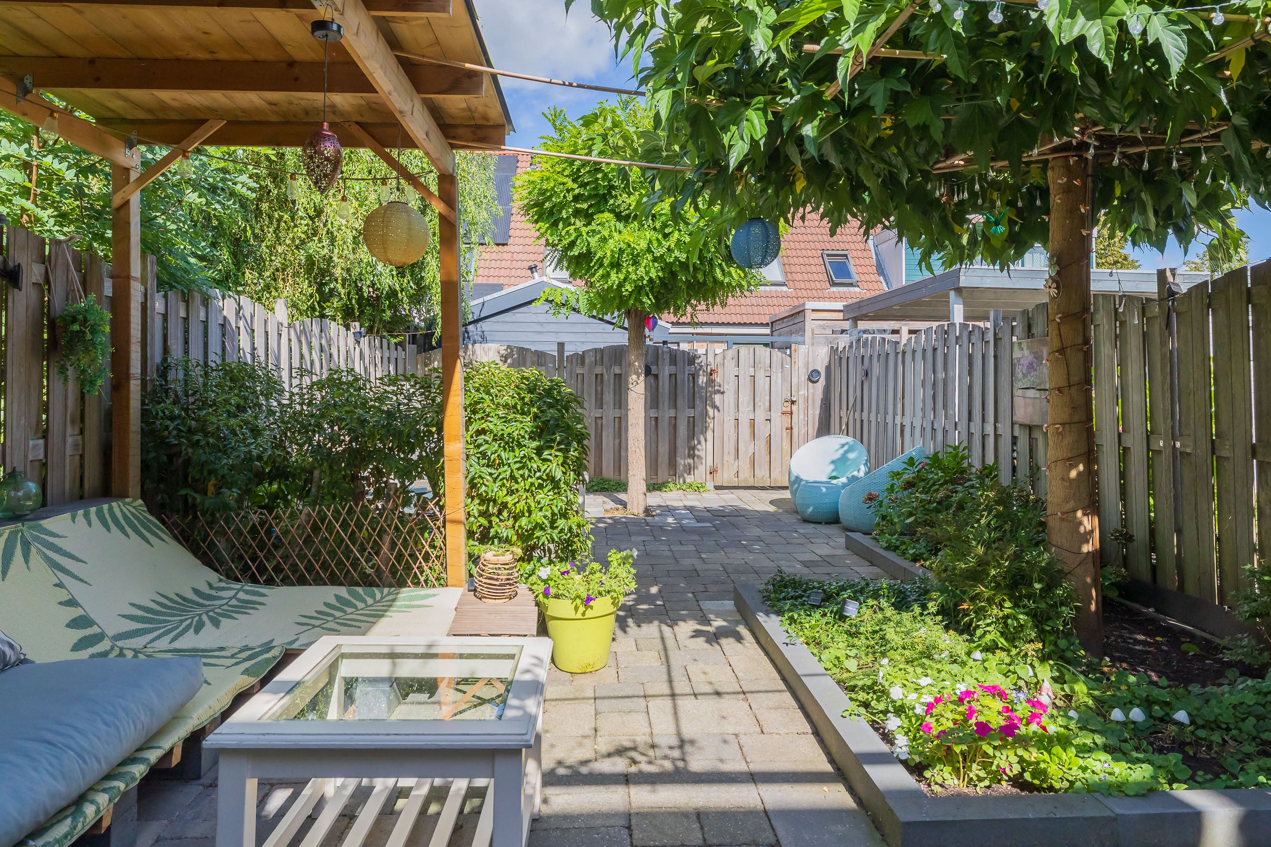 Tussenwoning te koop: Corversbos 170, Hoofddorp