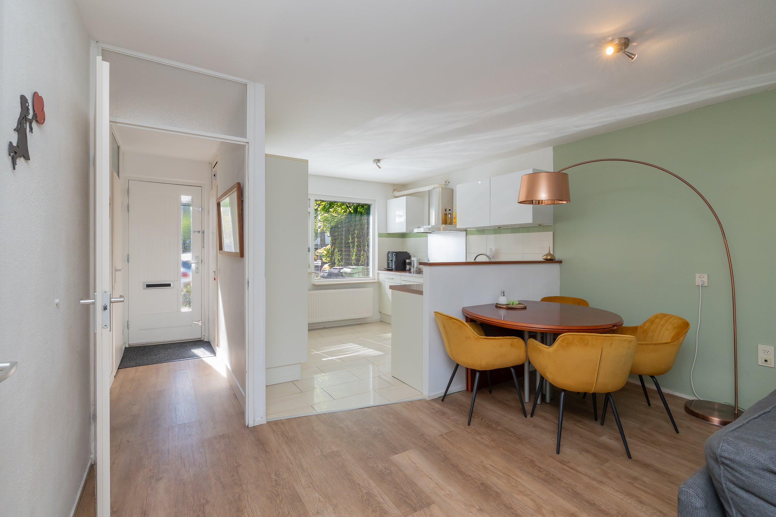 Tussenwoning te koop: Corversbos 170, Hoofddorp