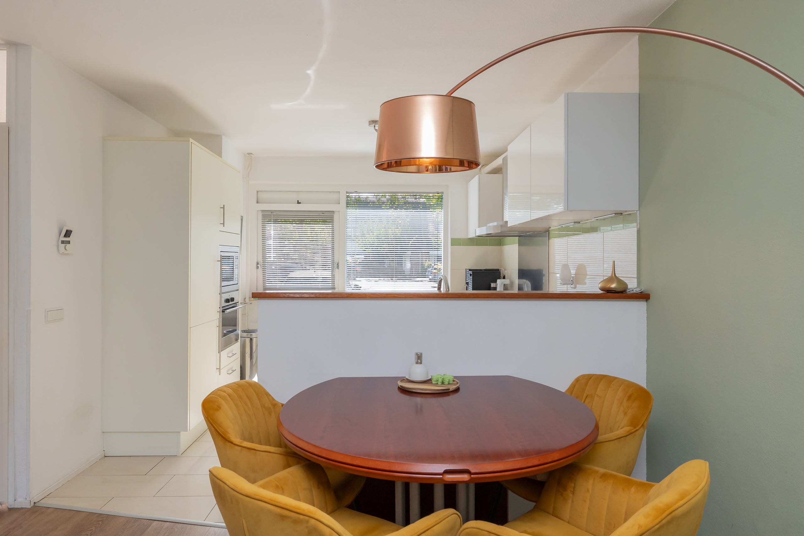 Tussenwoning te koop: Corversbos 170, Hoofddorp