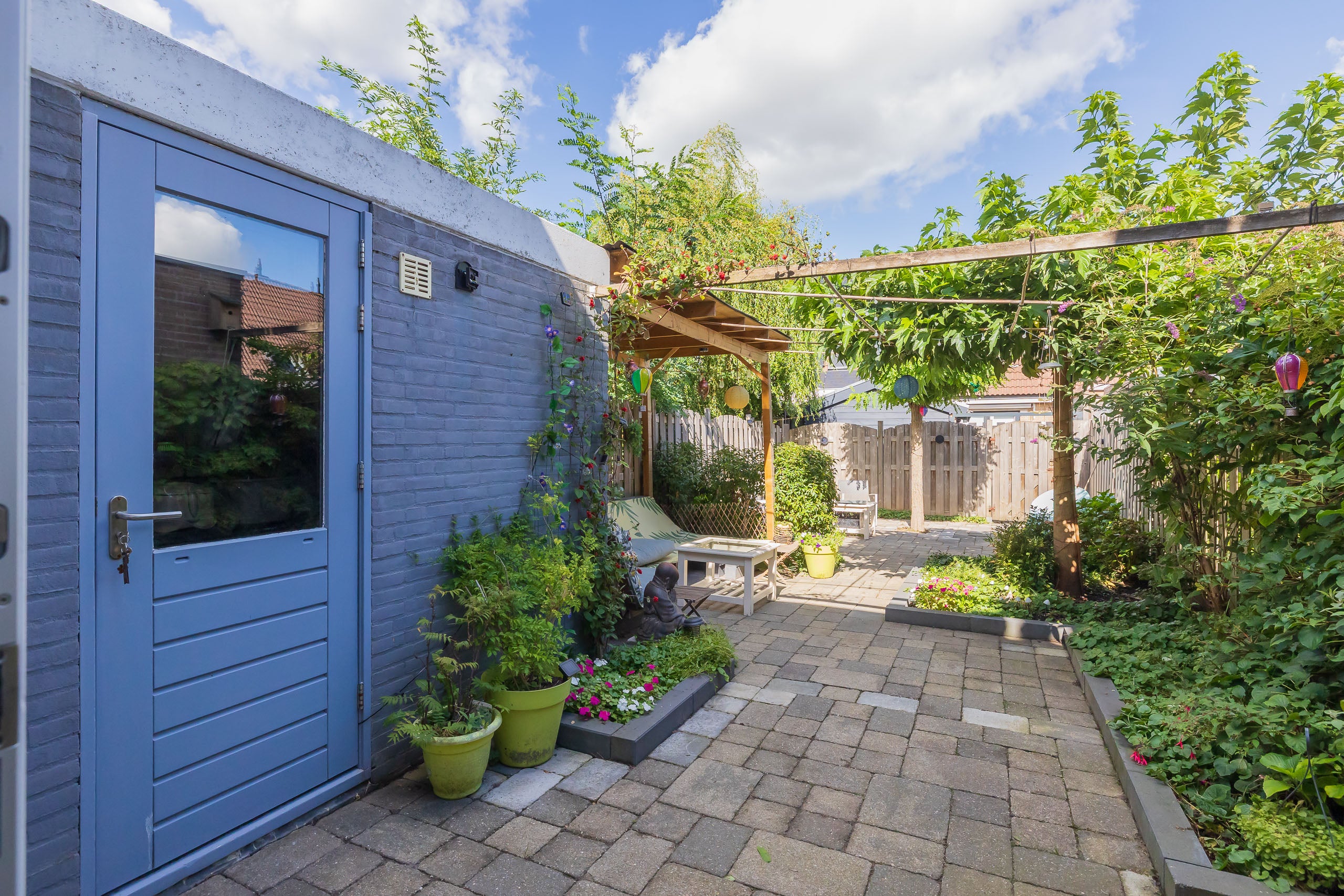 Tussenwoning te koop: Corversbos 170, Hoofddorp