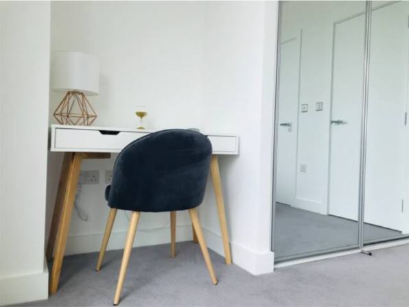 Room Arniston Way in Greater London