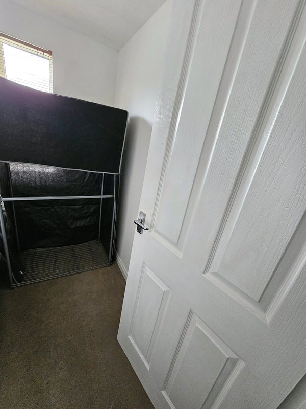Room Foxham Drive in Manchester