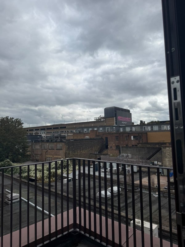 Room Rye Lane in Greater London