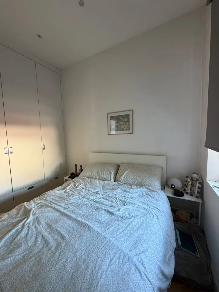 Flat Lavender Hill in Greater London