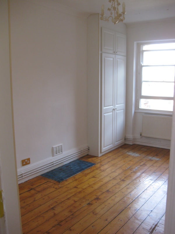 Room Colehill Lane in Greater London