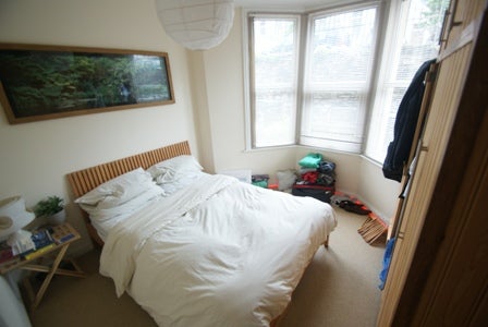 Flat Kensal Road in Bristol