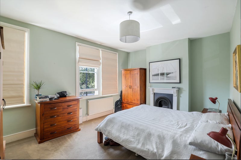 Room Hubert Grove in Greater London