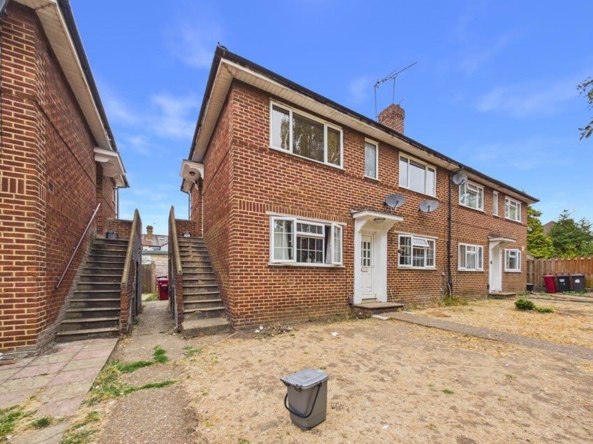 Flat Chalvey Park in Slough