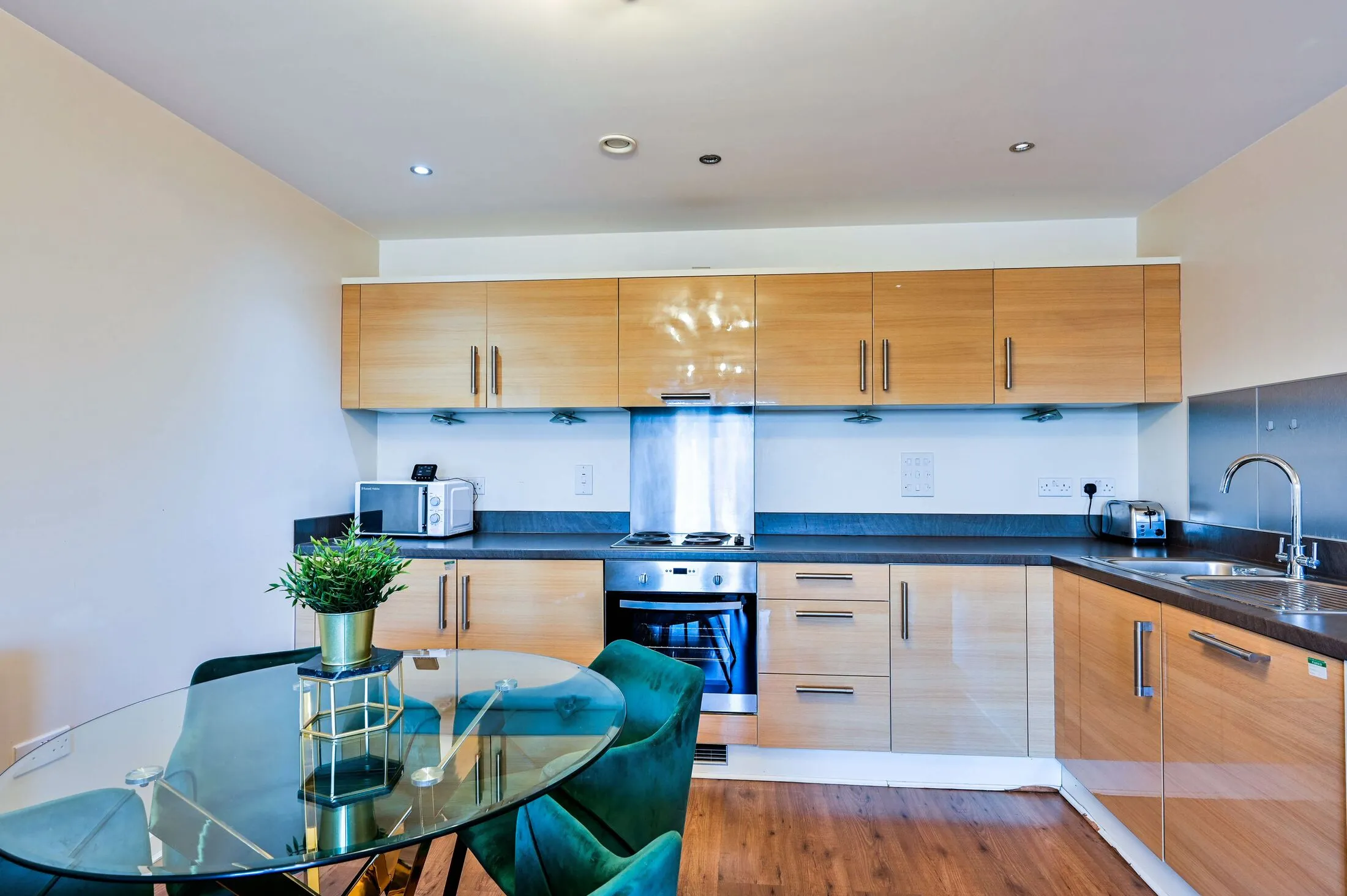 Flat Guildford Road in Woking