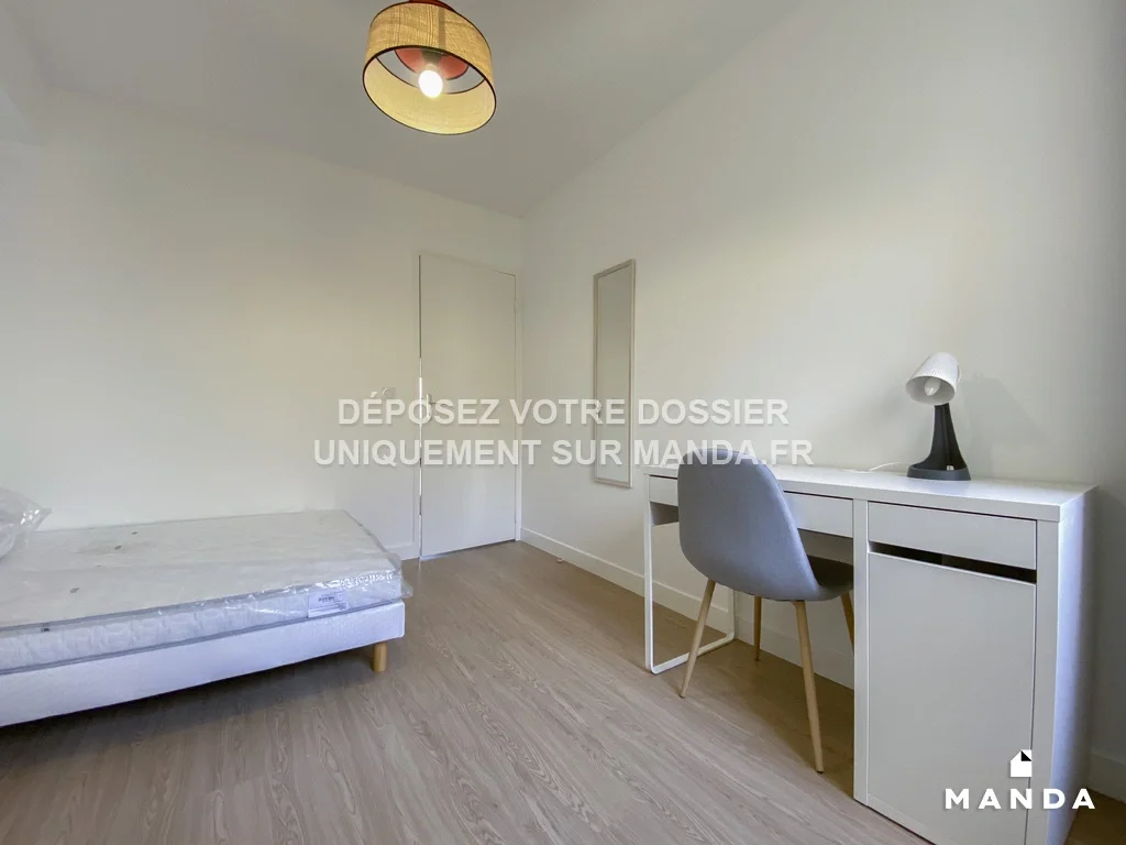 Chambre Rue de la Justice Orange à Cergy