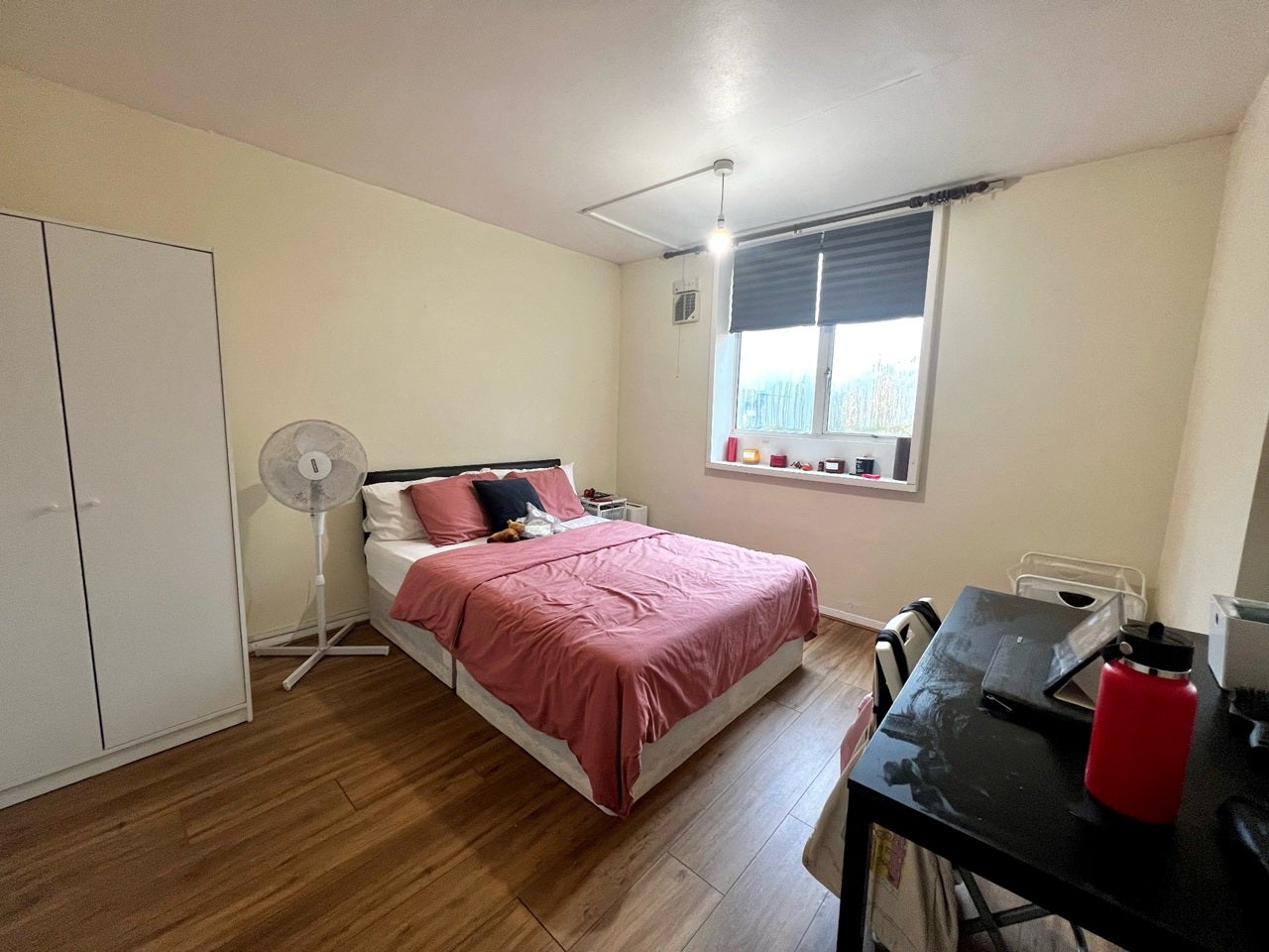 Flat Jamaica Street in Greater London