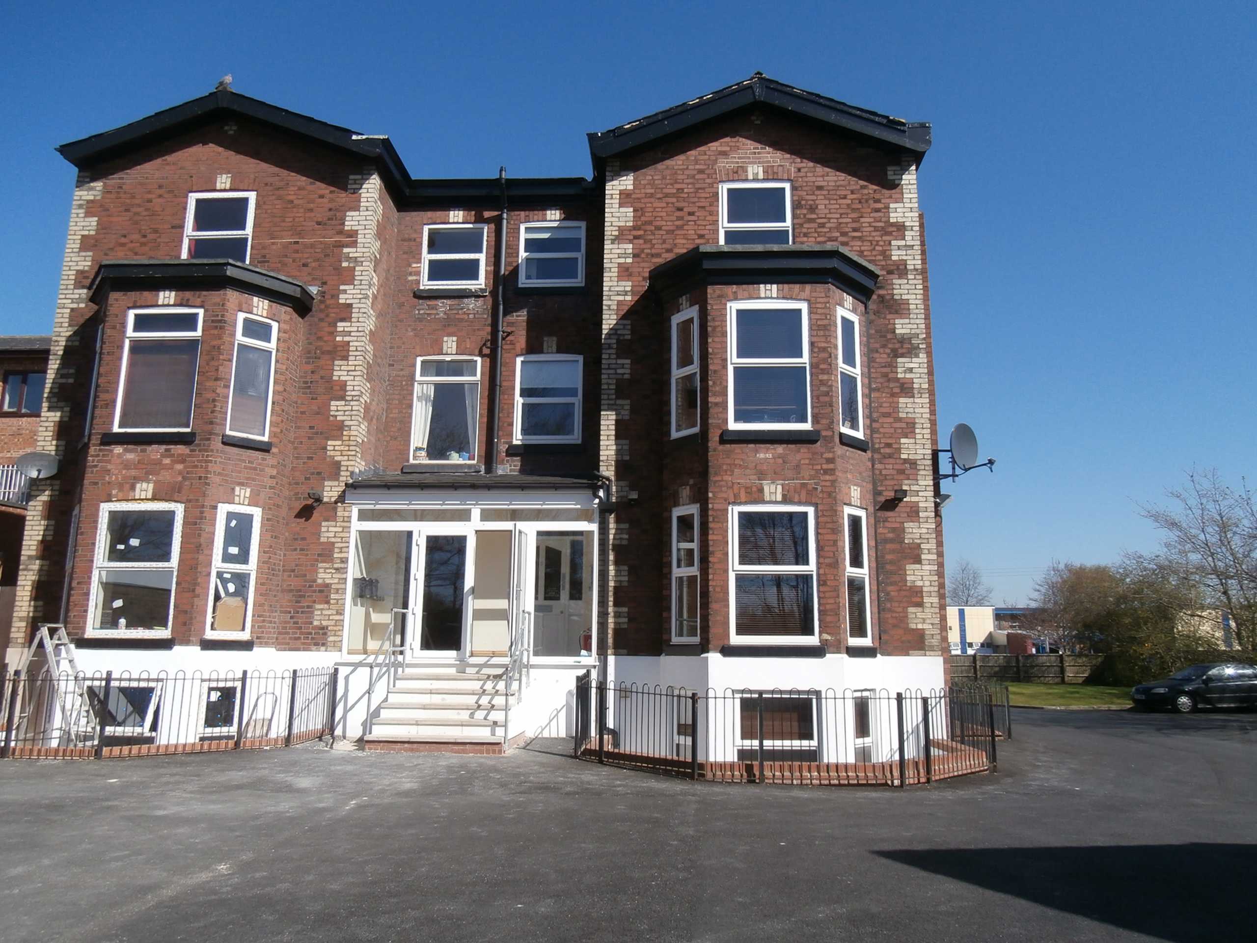 Flat Bridgenorth Avenue in Manchester
