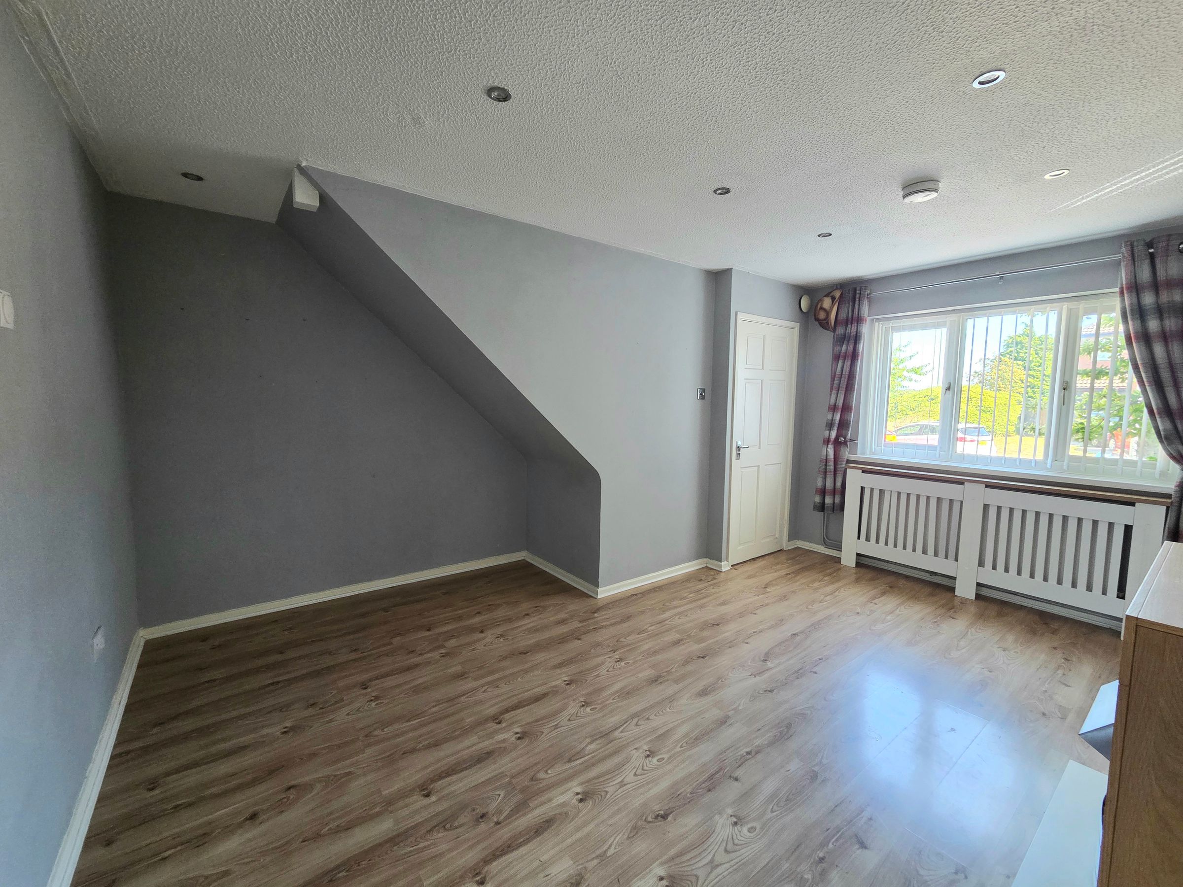 House Oak Tree Court in Coity