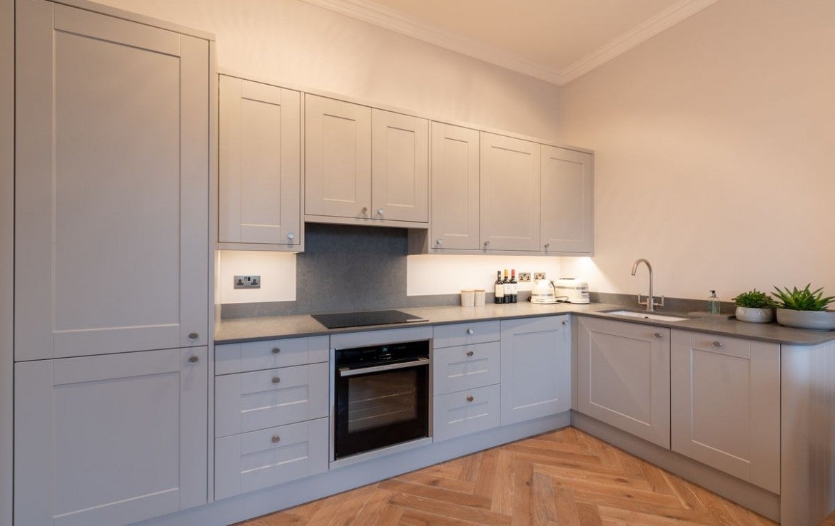 Flat Belsize Park Gardens in Greater London