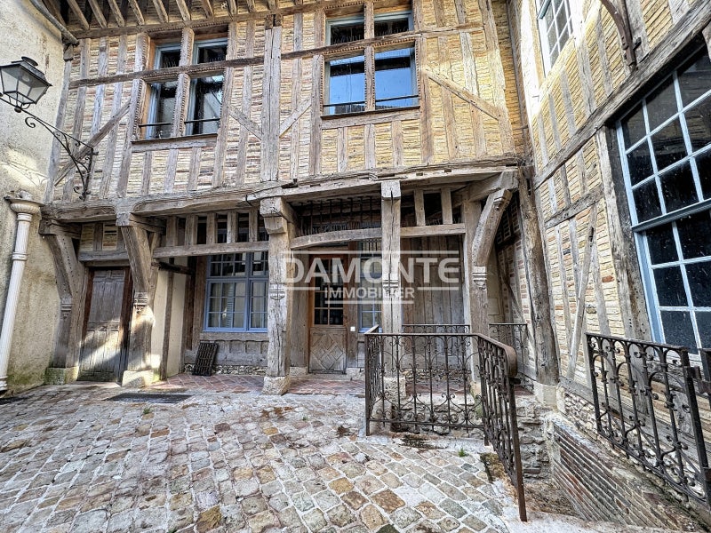 Appartement Rue Champeaux à Troyes