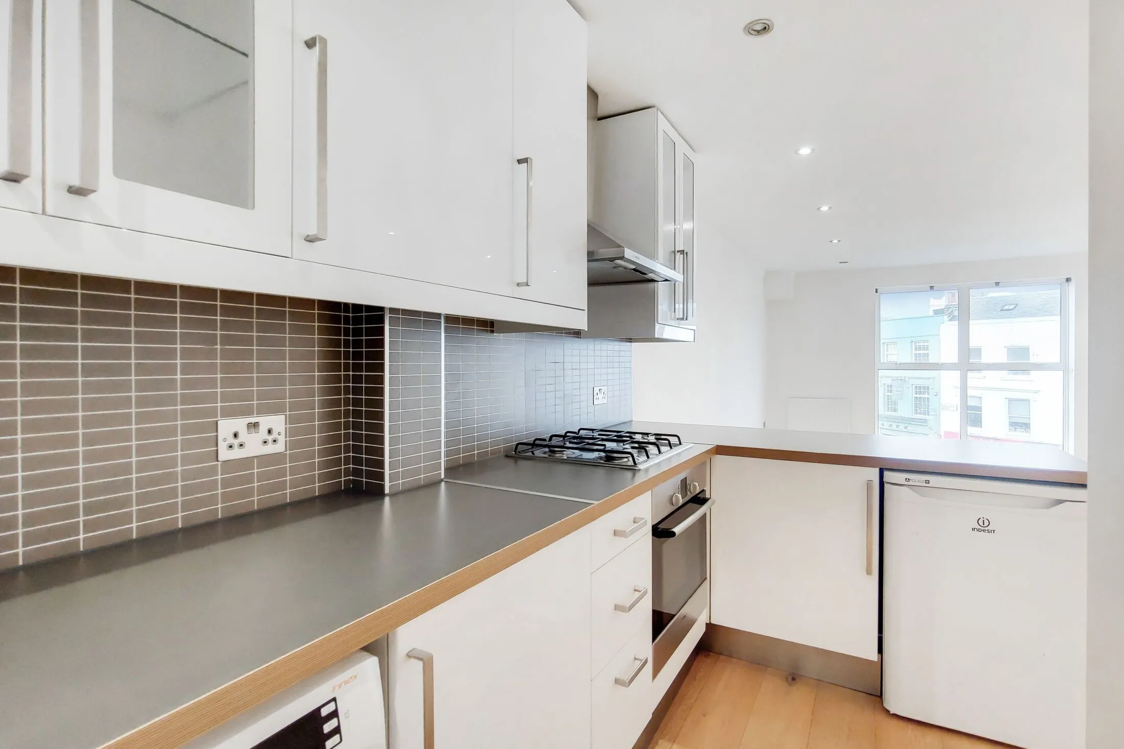 Flat Holloway Road in Greater London