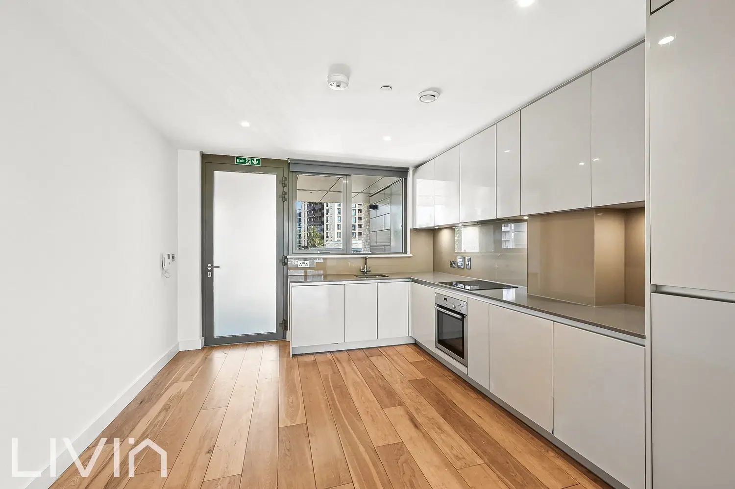 Flat Caithness Walk in Greater London