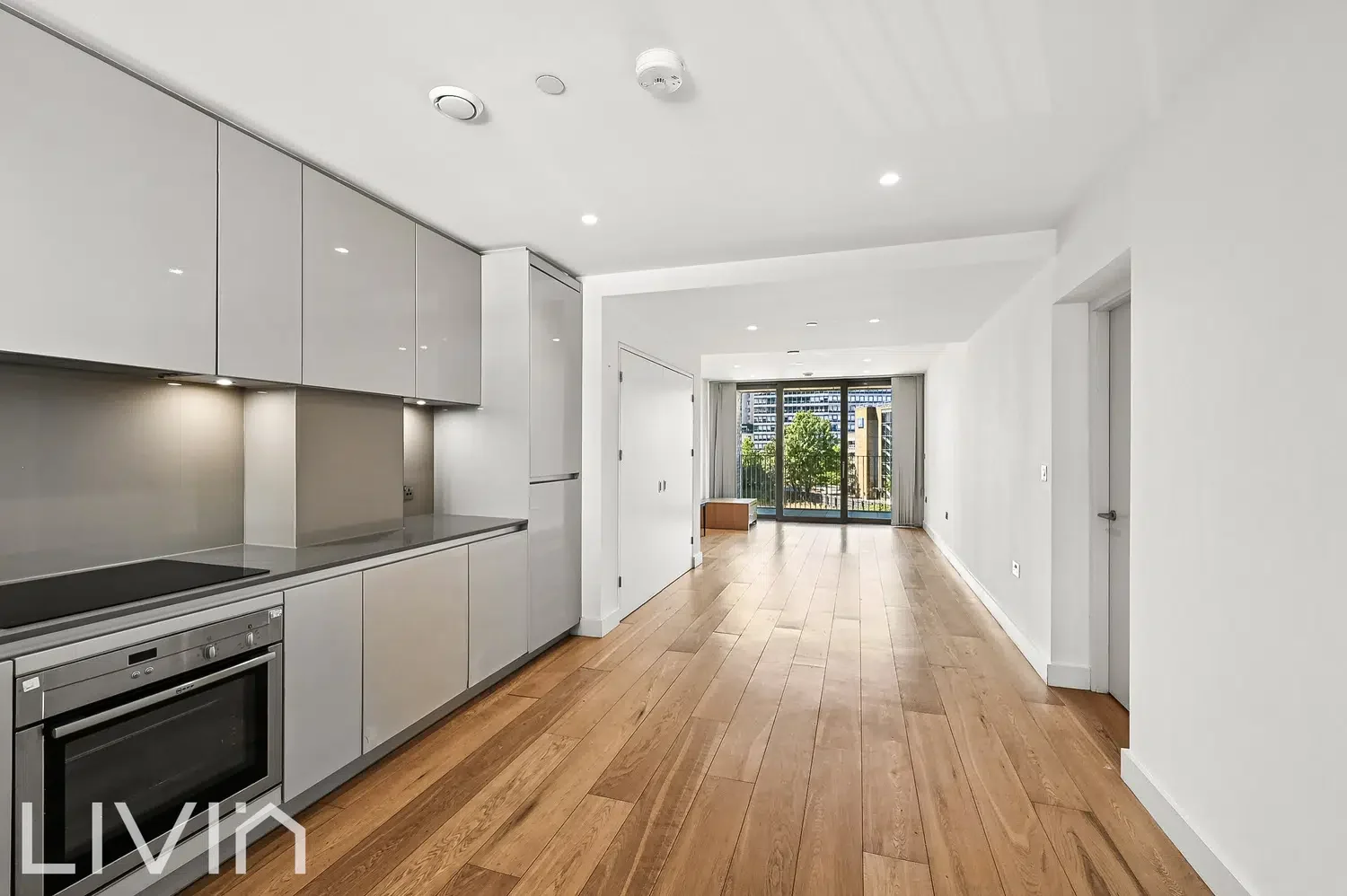 Flat Caithness Walk in Greater London