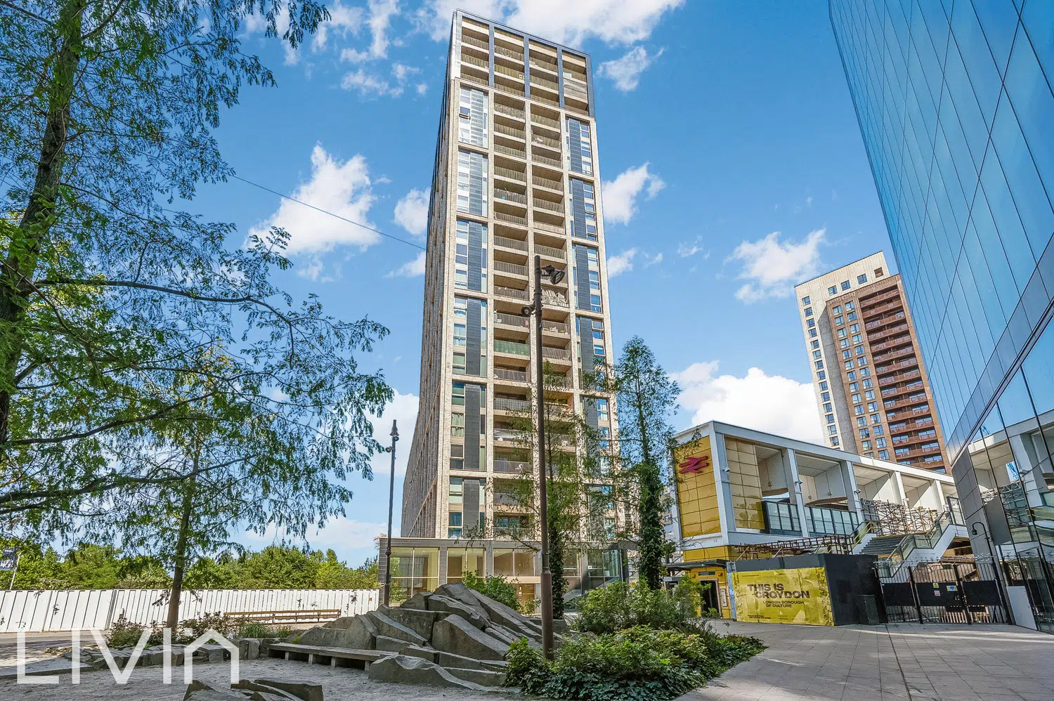Flat Caithness Walk in Greater London