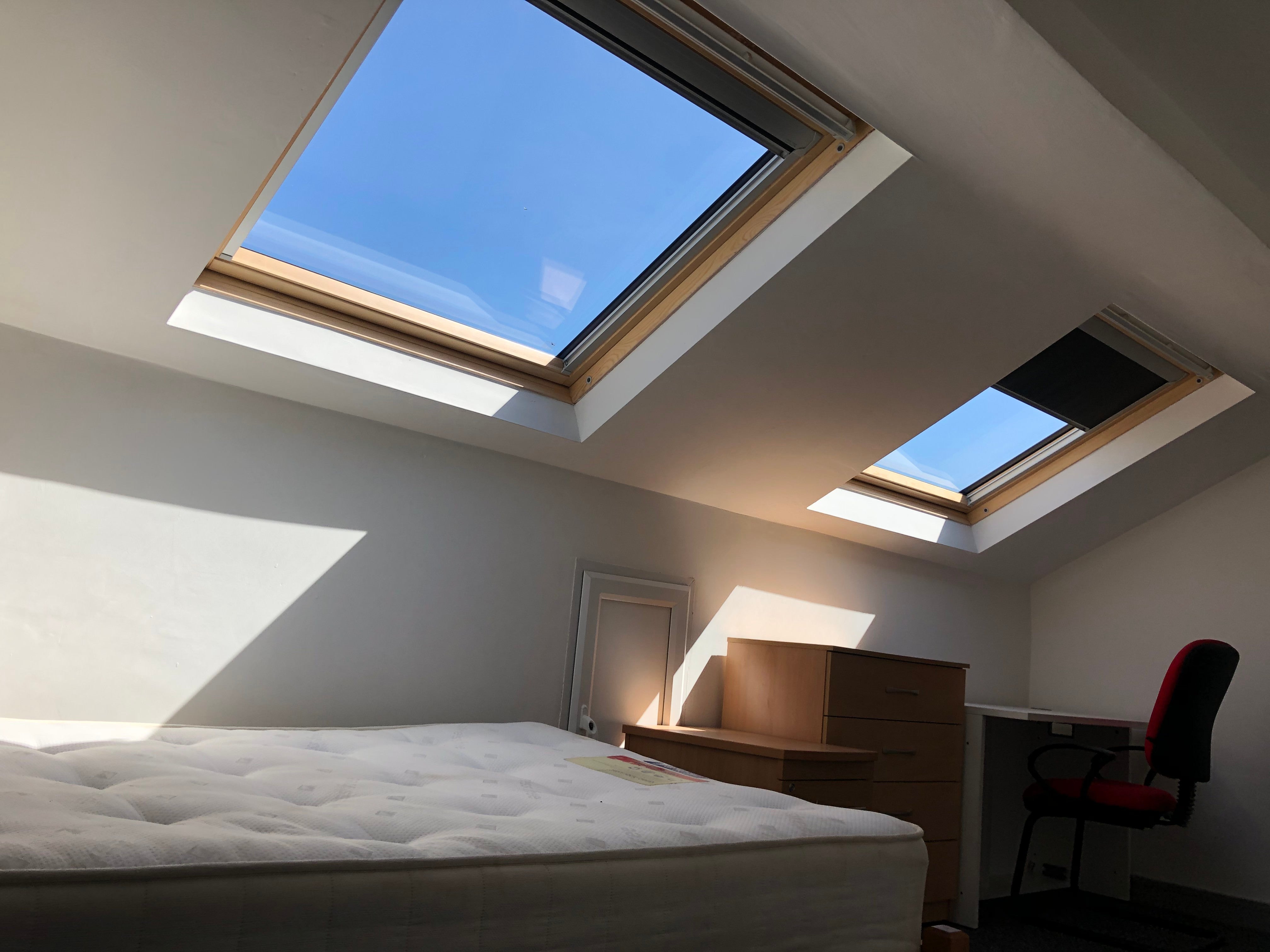 Room Hobson Road in Birmingham