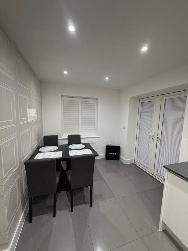 Room Gardiners Close in Basildon