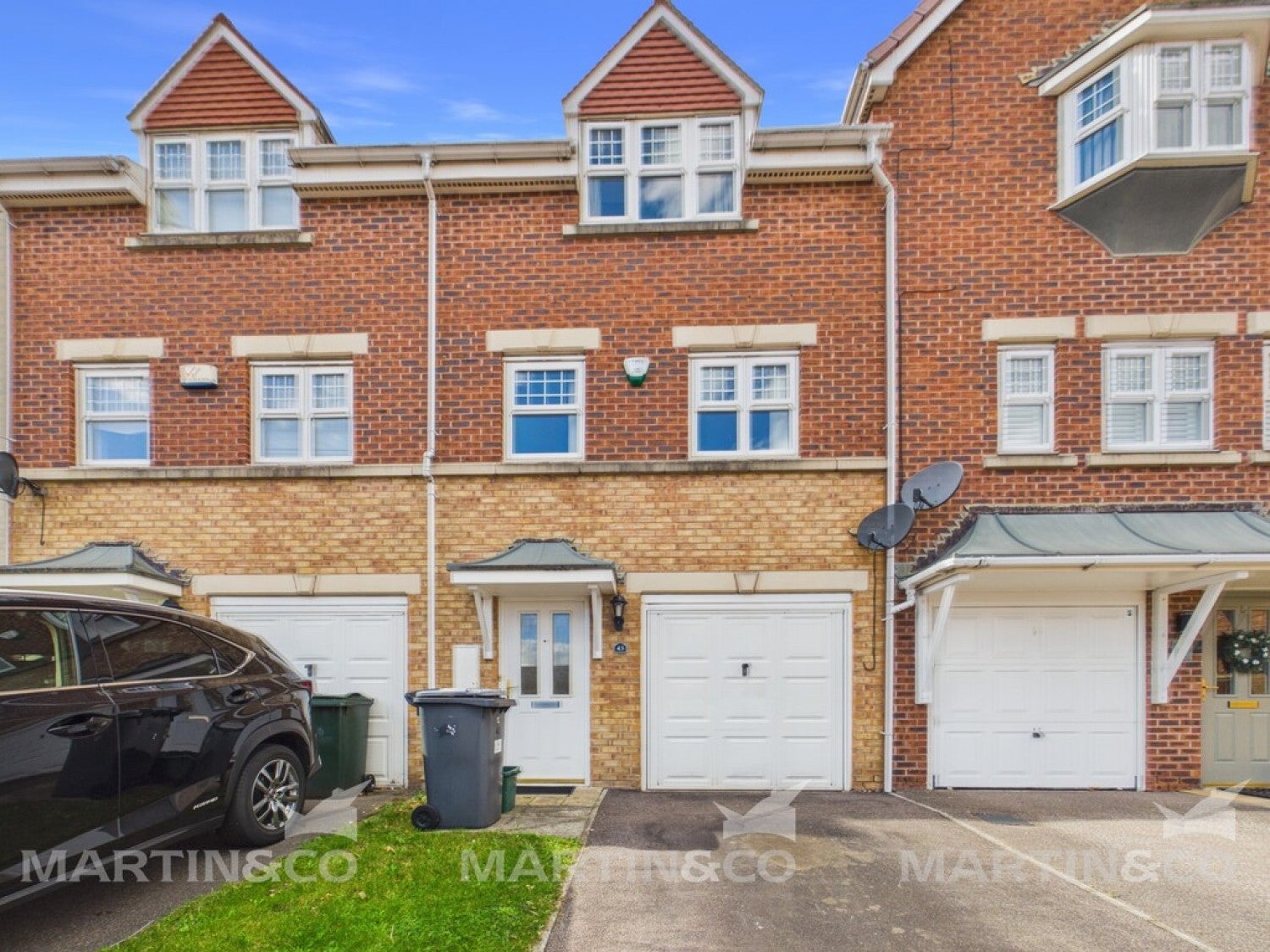 House Cavalier Court in Doncaster