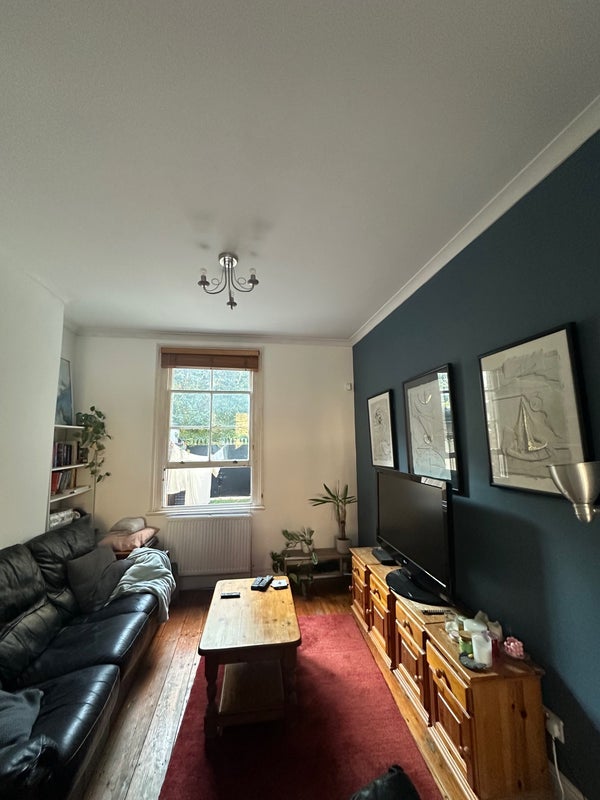 Room Rosaline Road in Greater London