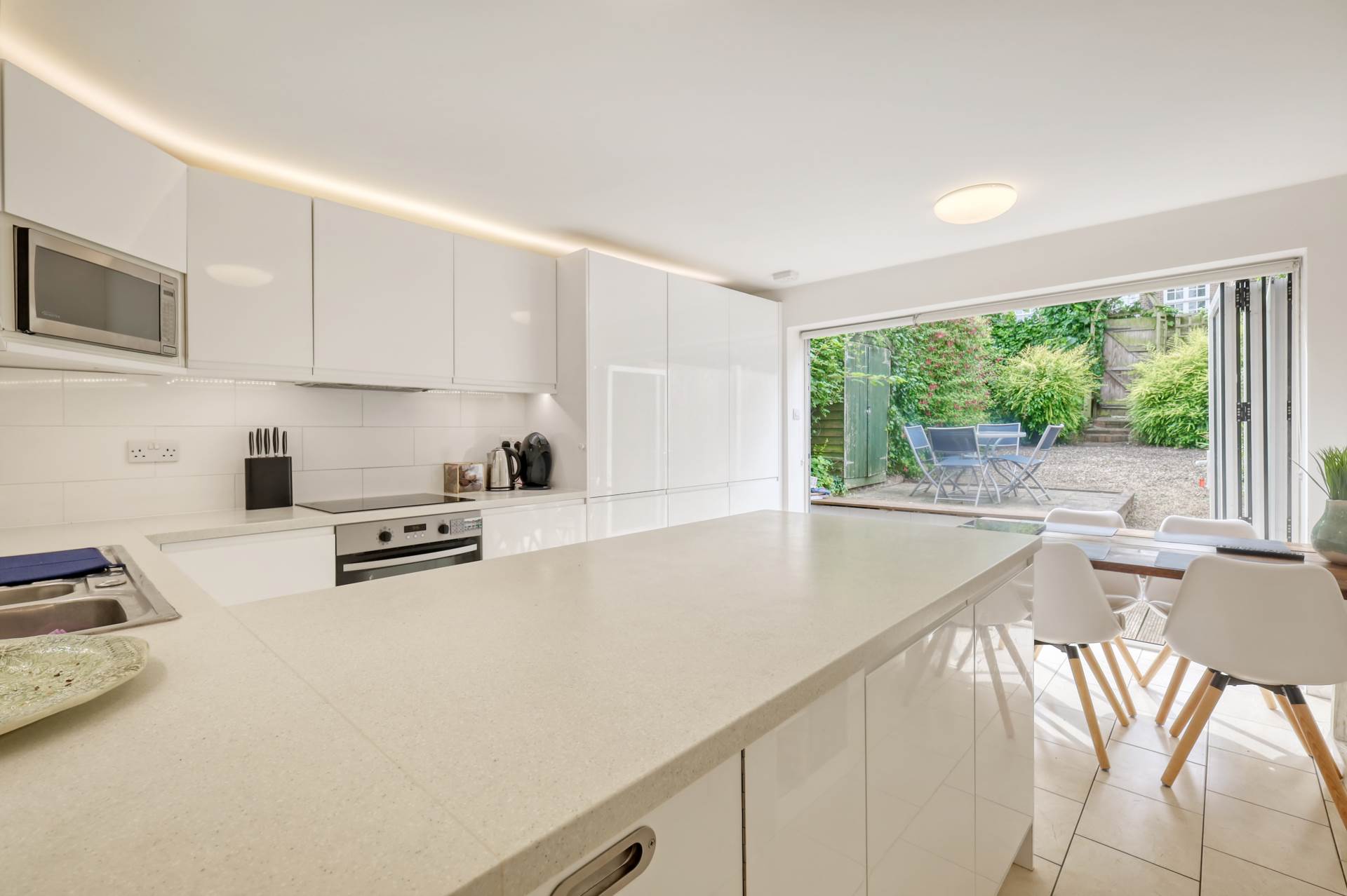 House Regency Court in Brentwood
