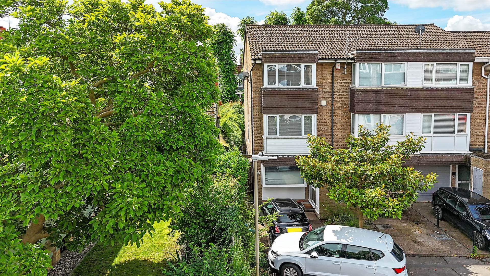 House Regency Court in Brentwood