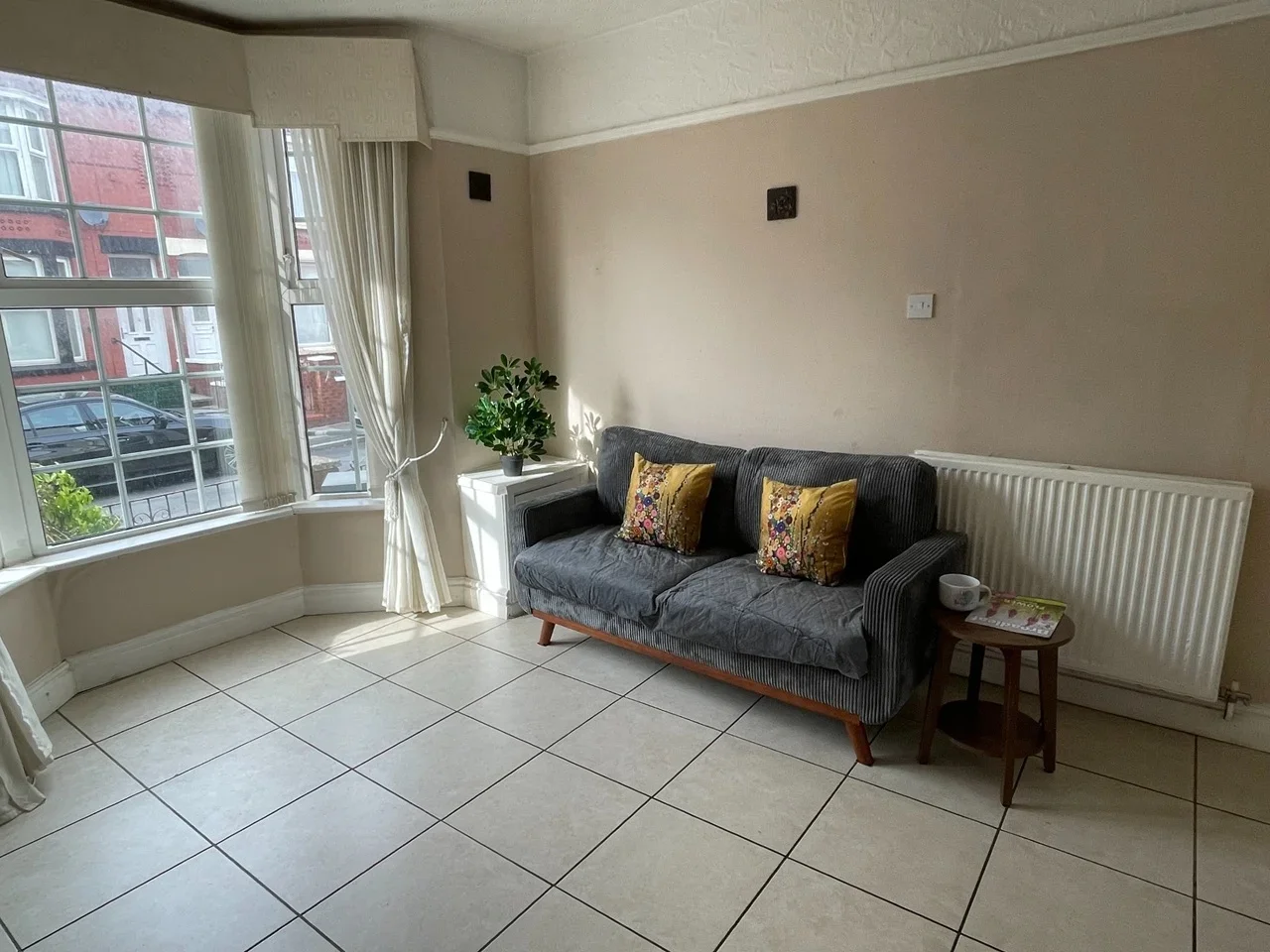 Room Benedict Street in Bootle