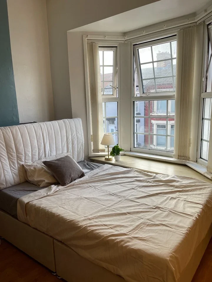 Room Benedict Street in Bootle