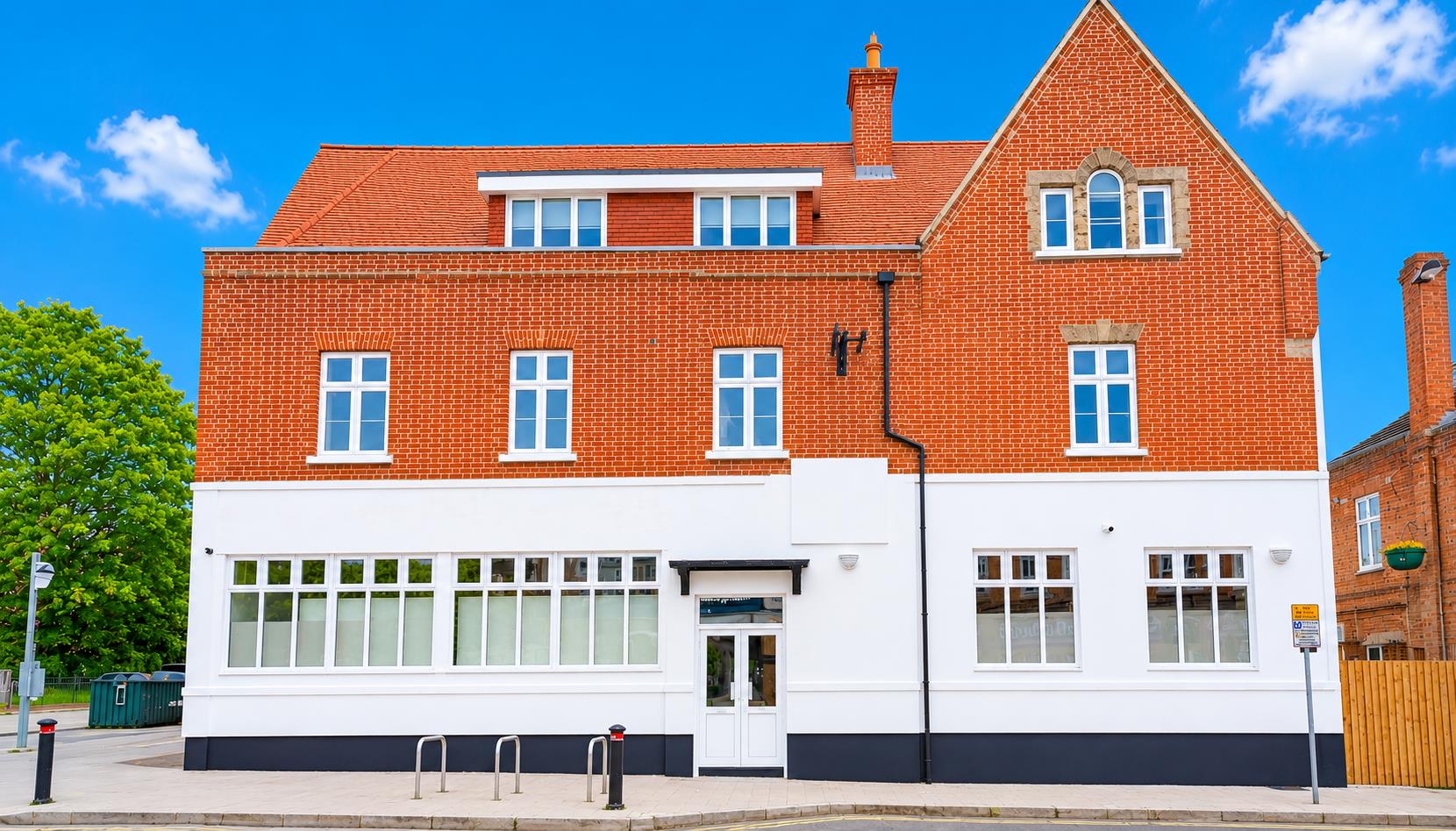 Flat High Street in Surrey Heath