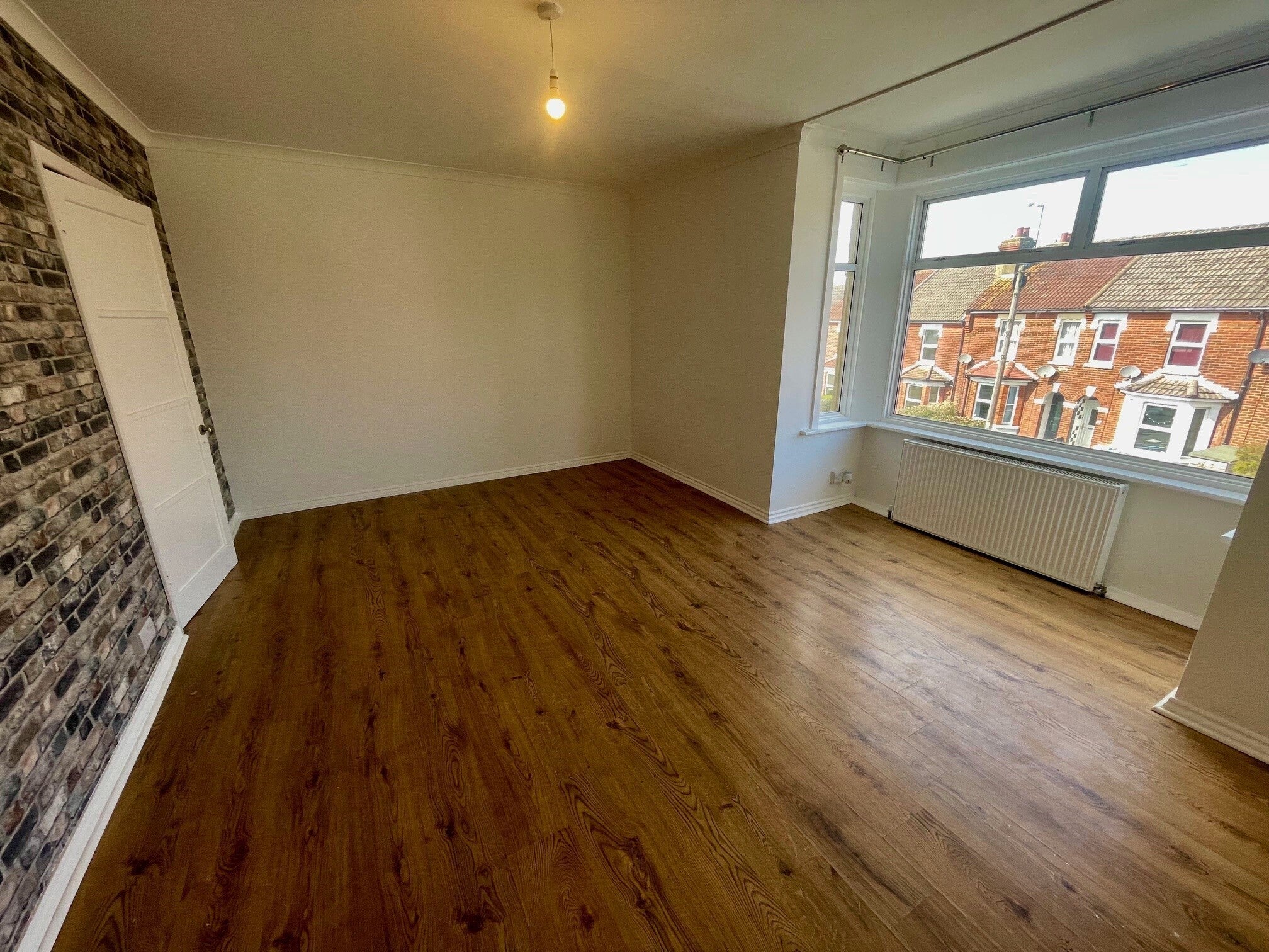 Flat Sholing Road in Southampton