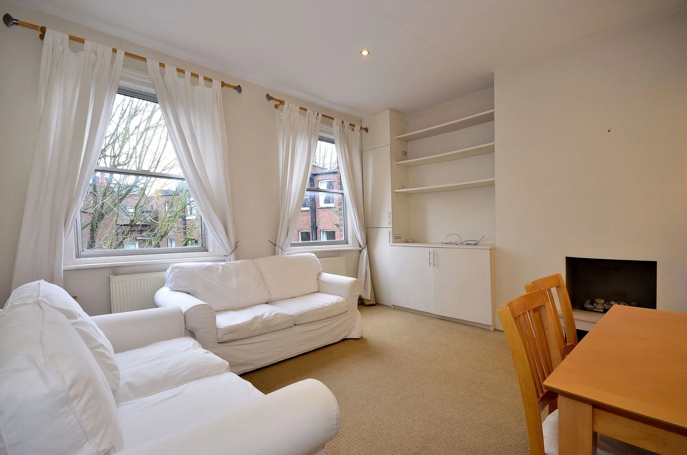 Flat Langland Gardens in Greater London