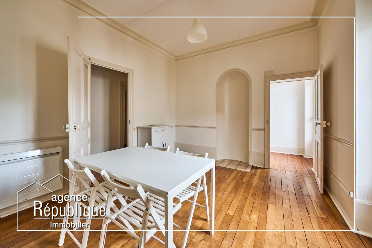 Flat Rue Thurot in Nuits-Saint-Georges
