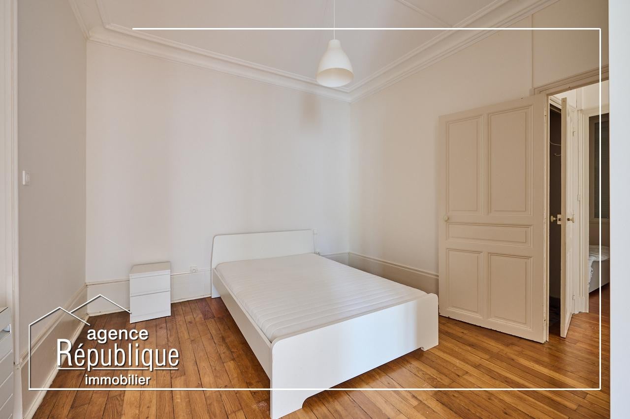 Flat Rue Thurot in Nuits-Saint-Georges